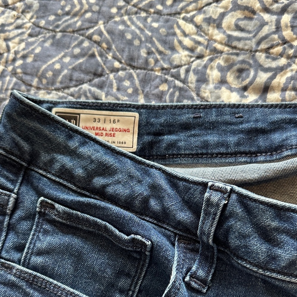 GAP Dark Blue Women's Universal Jegging